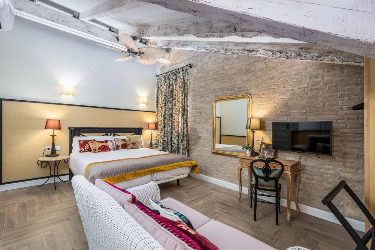 Maison San Alfredo B&B เอลปุช ภายนอก รูปภาพ
