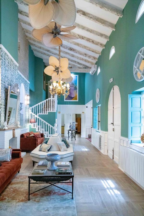 Maison San Alfredo B&B เอลปุช ภายนอก รูปภาพ