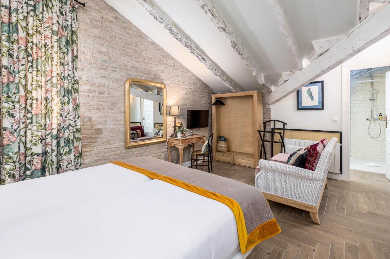Maison San Alfredo B&B เอลปุช ภายนอก รูปภาพ